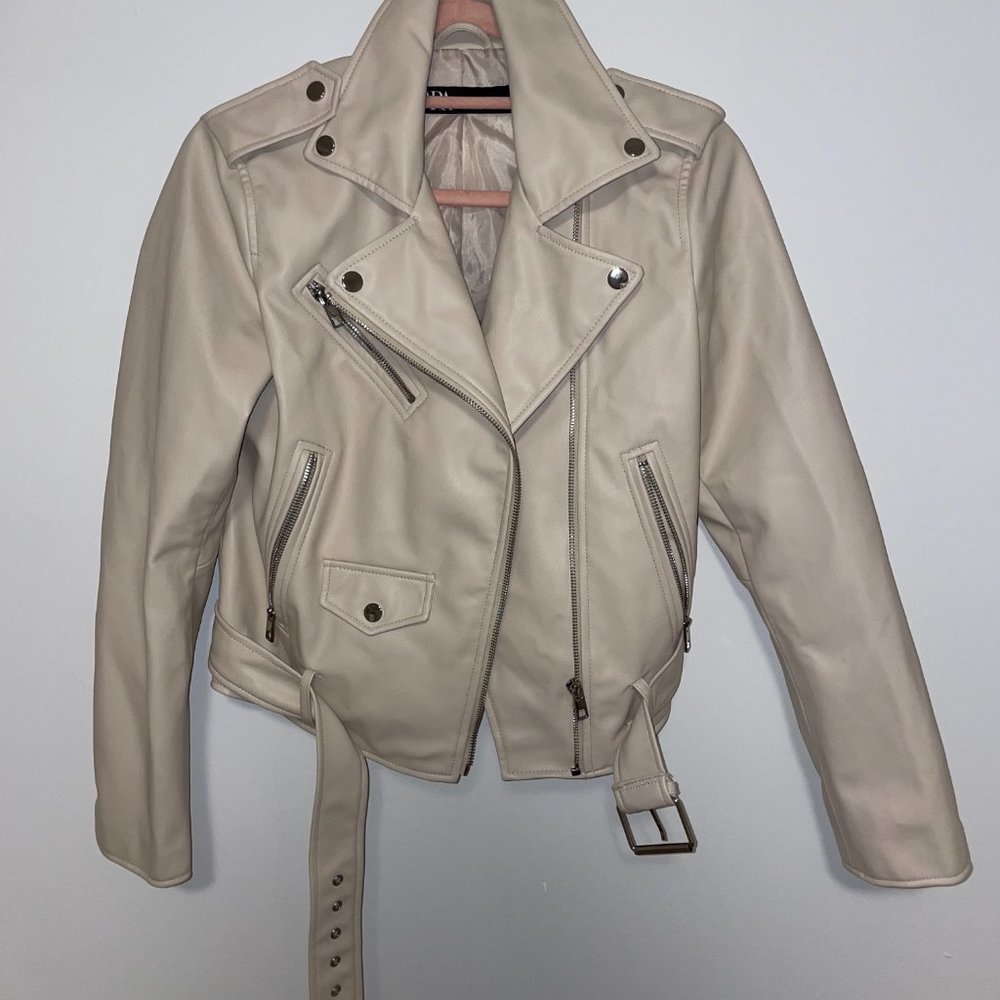 Zara Faux Leather Cropped Jacket